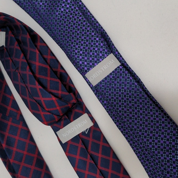 Men's Tie - Picture 2 of 5